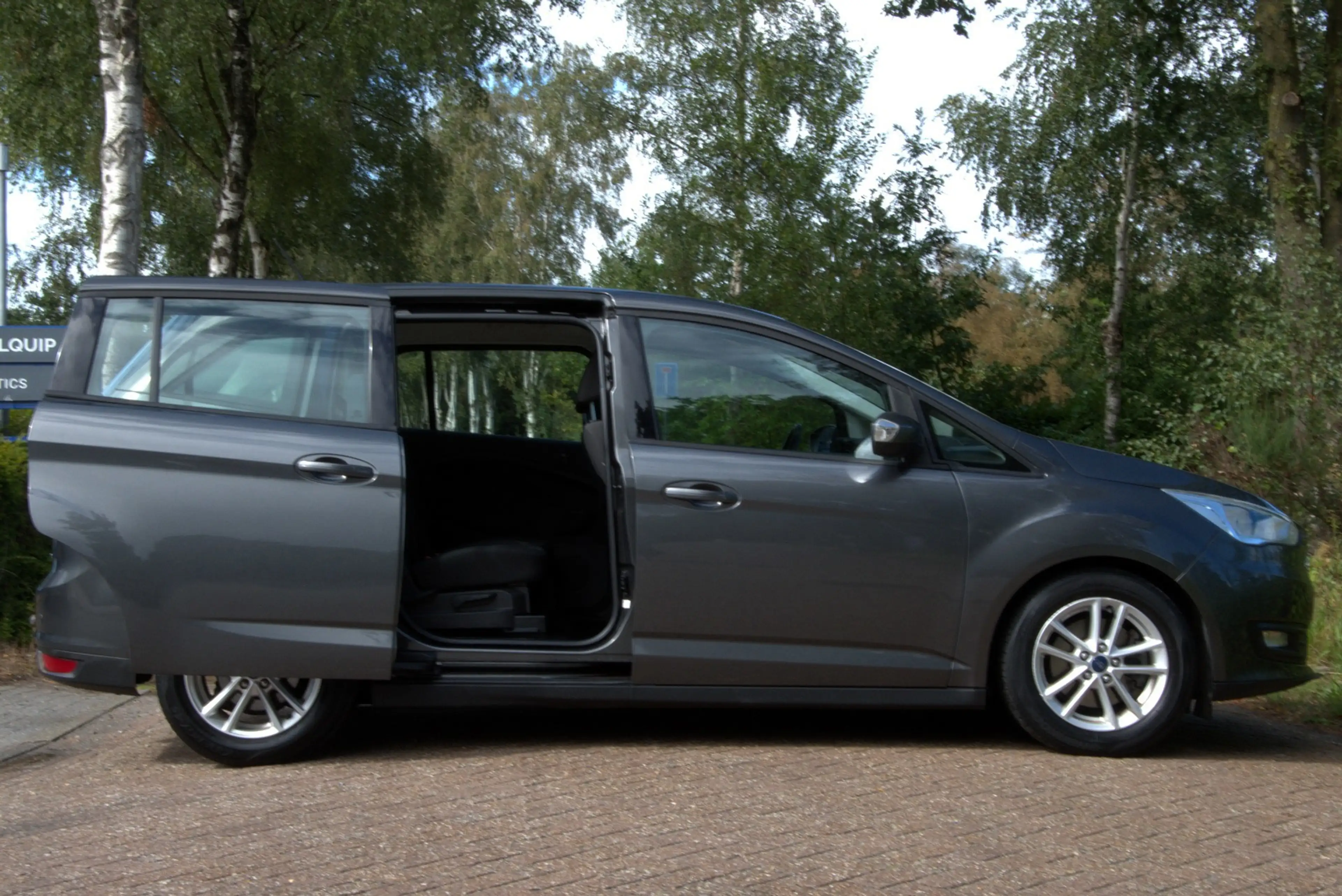 Ford Grand C-Max 1.0 Trend, NAP, Navi, Airco, Trekhaak, Cruise, Pdc — photo 6
