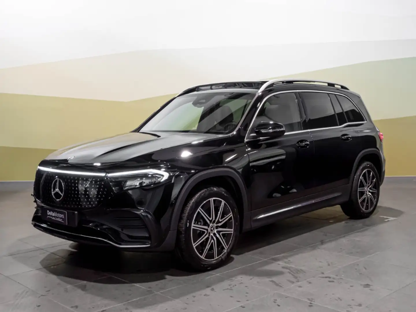 Mercedes-Benz EQB 250 + Nero - 1