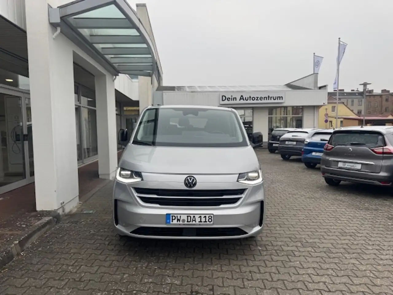 Volkswagen T7 Caravelle T7 Caravelle 2.0 TDI 6-Gang Life 4