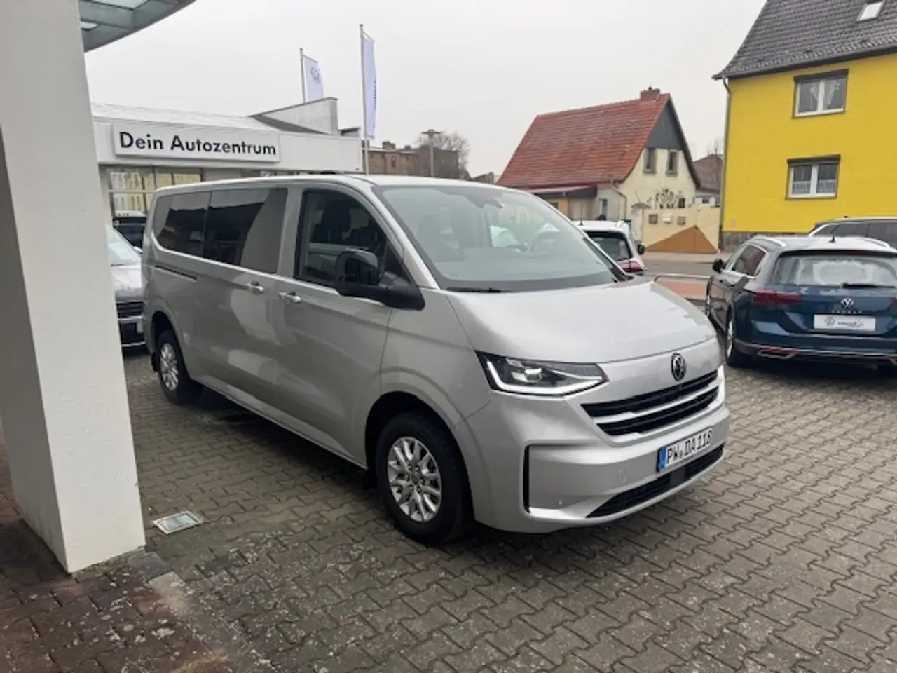 Volkswagen T7 Caravelle T7 Caravelle 2.0 TDI 6-Gang Life 5