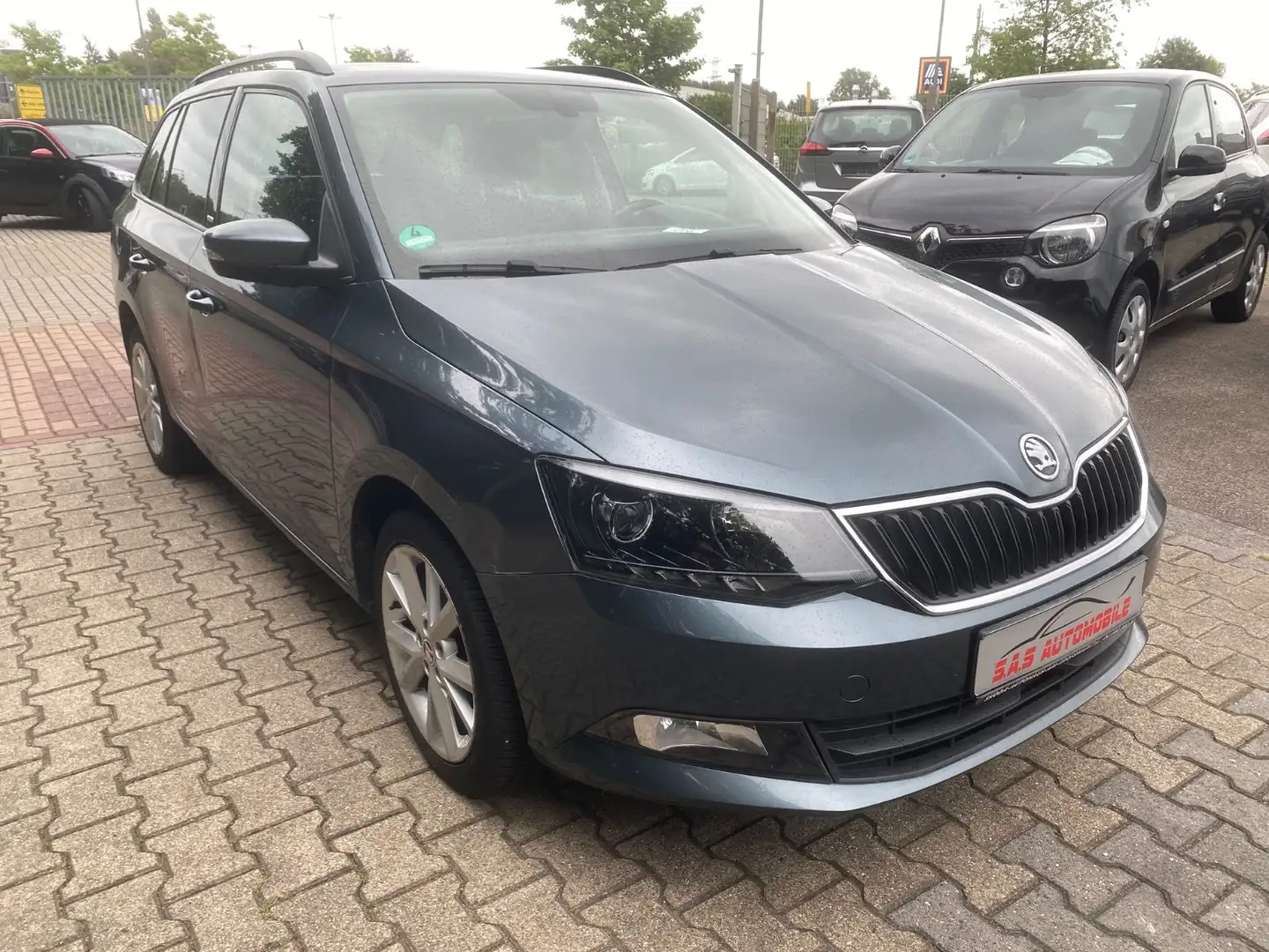 Skoda Fabia Combi Joy/ Verbeult / AUTO NICHT SCHÖN Gris - 1
