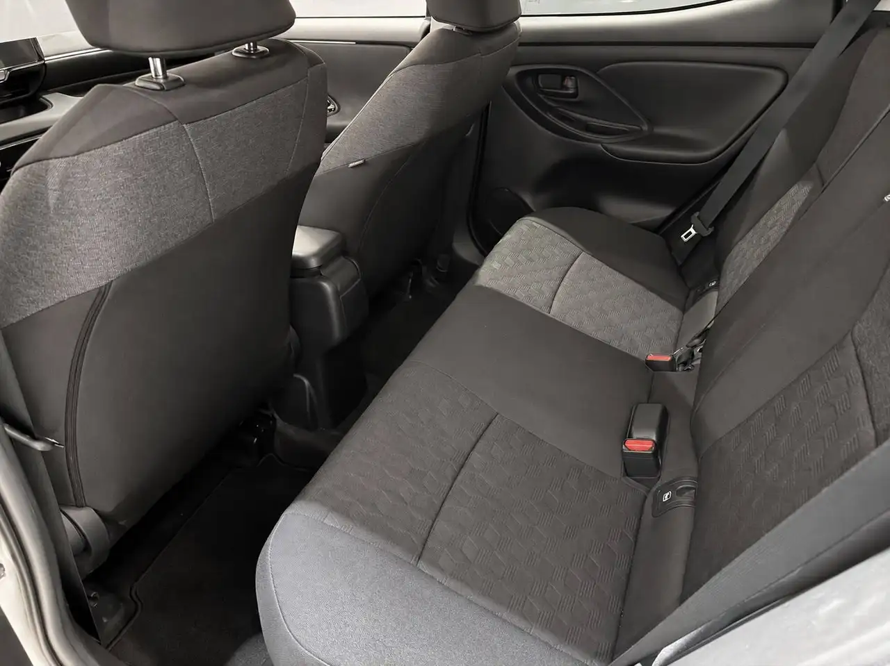 Toyota Yaris IV 1.5h Trend, миниатюра 5