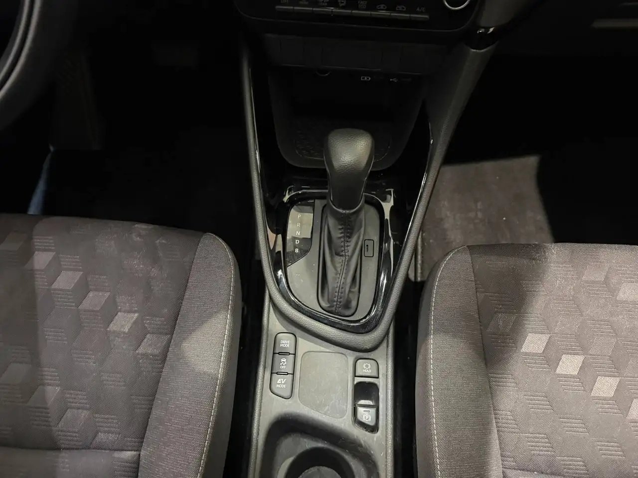 Toyota Yaris IV 1.5h Trend, миниатюра 6