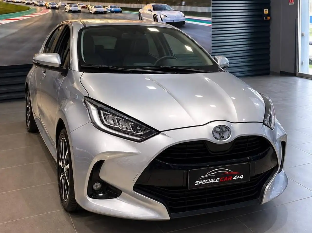 Toyota Yaris IV 1.5h Trend, миниатюра 3
