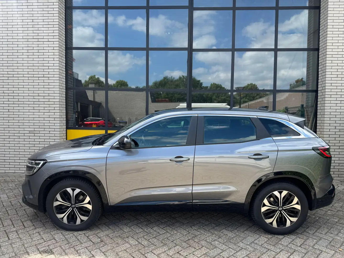 Renault Austral 1.800kg trekgewicht, Led, Navi & stoelverwarming Gris - 2