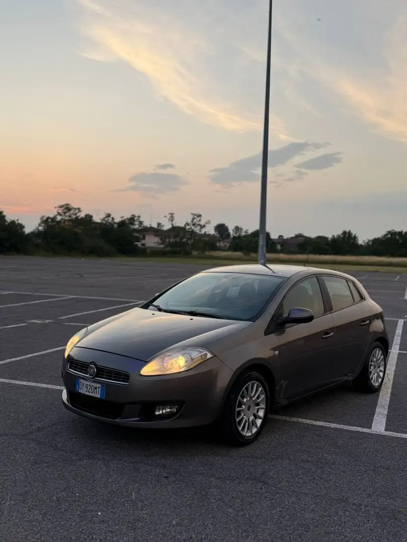 Fiat Bravo 1.4 16v Emotion Gpl - 1
