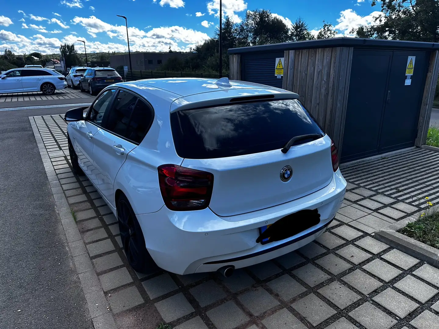 BMW 116 116 d Blanc - 1
