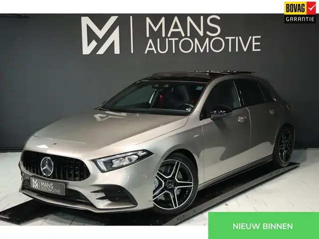 Mercedes-Benz A 35 AMG 4MATIC / PANO / CAMERA / DODEHOEK / CARPLAY / STOE
