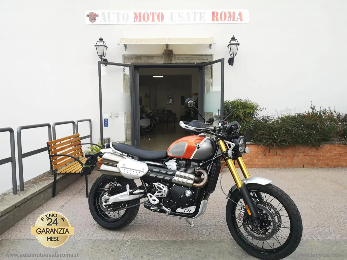 Triumph Scrambler Scrambler 1200 XE GOLD LINE PROMO WEB Arancione - 1