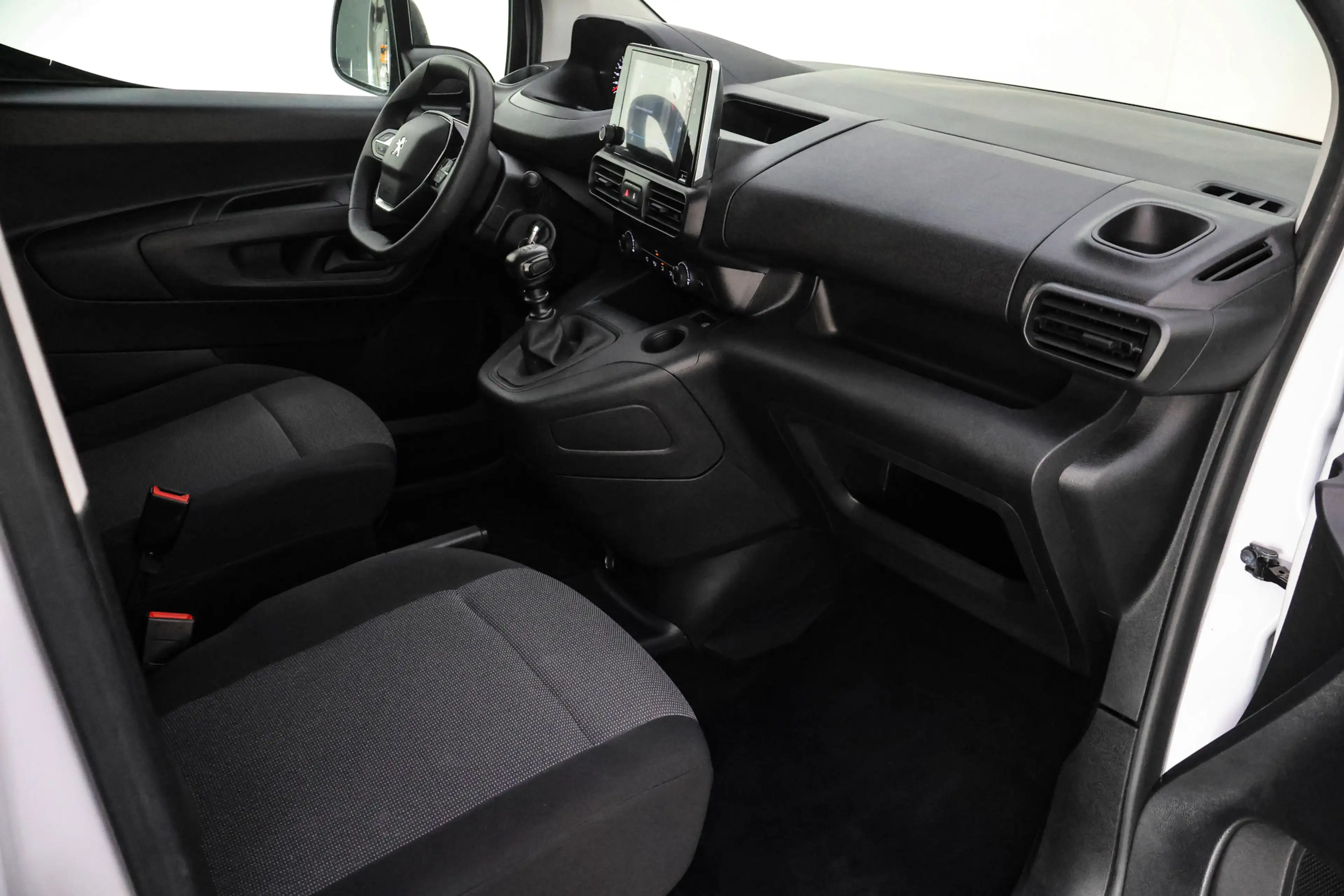 Peugeot Partner 1.2T 110Pk S&S 1e Eig. CARPLAY | NAVI | CAMERA | Z — photo 16