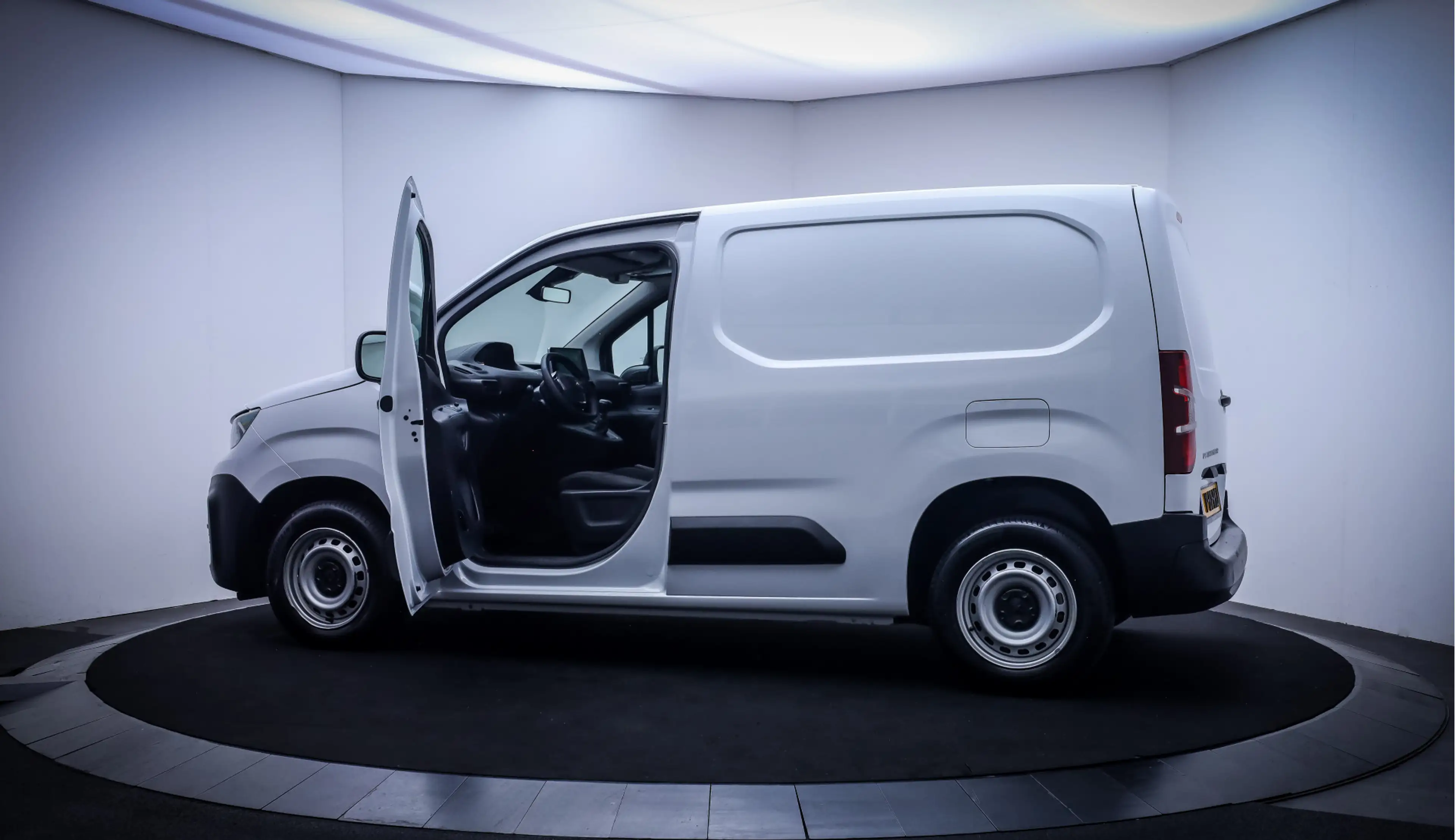 Peugeot Partner 1.2T 110Pk S&S 1e Eig. CARPLAY | NAVI | CAMERA | Z — photo 9
