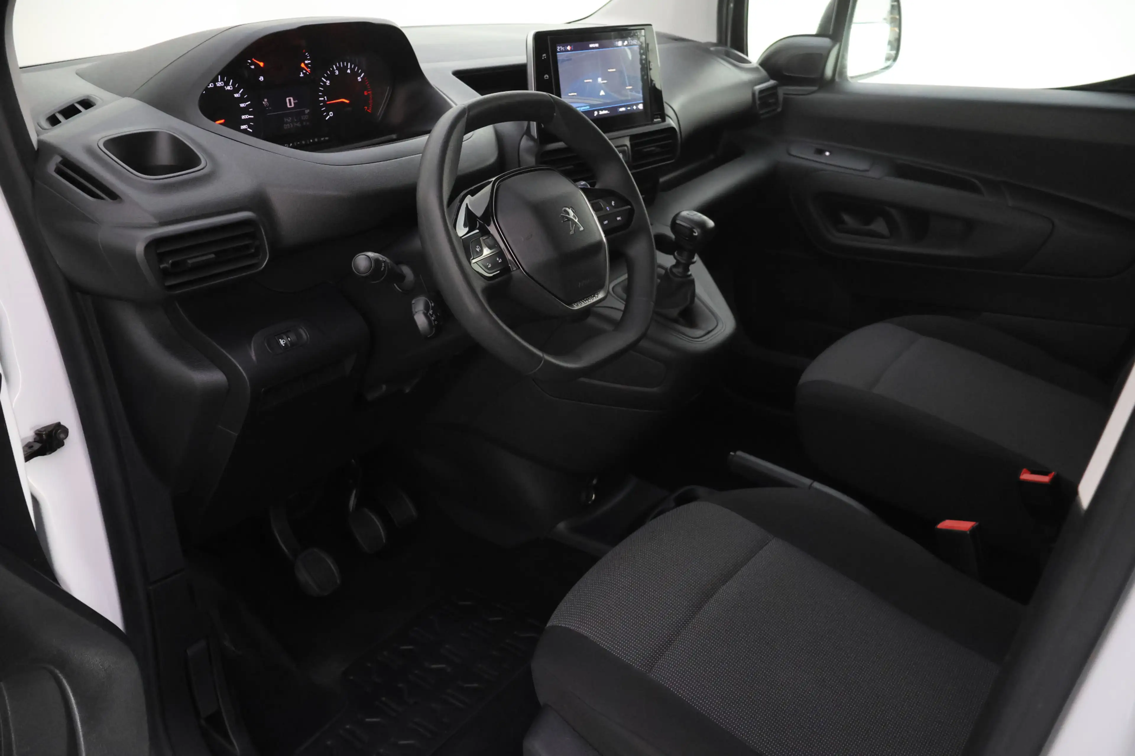 Peugeot Partner 1.2T 110Pk S&S 1e Eig. CARPLAY | NAVI | CAMERA | Z — photo 14