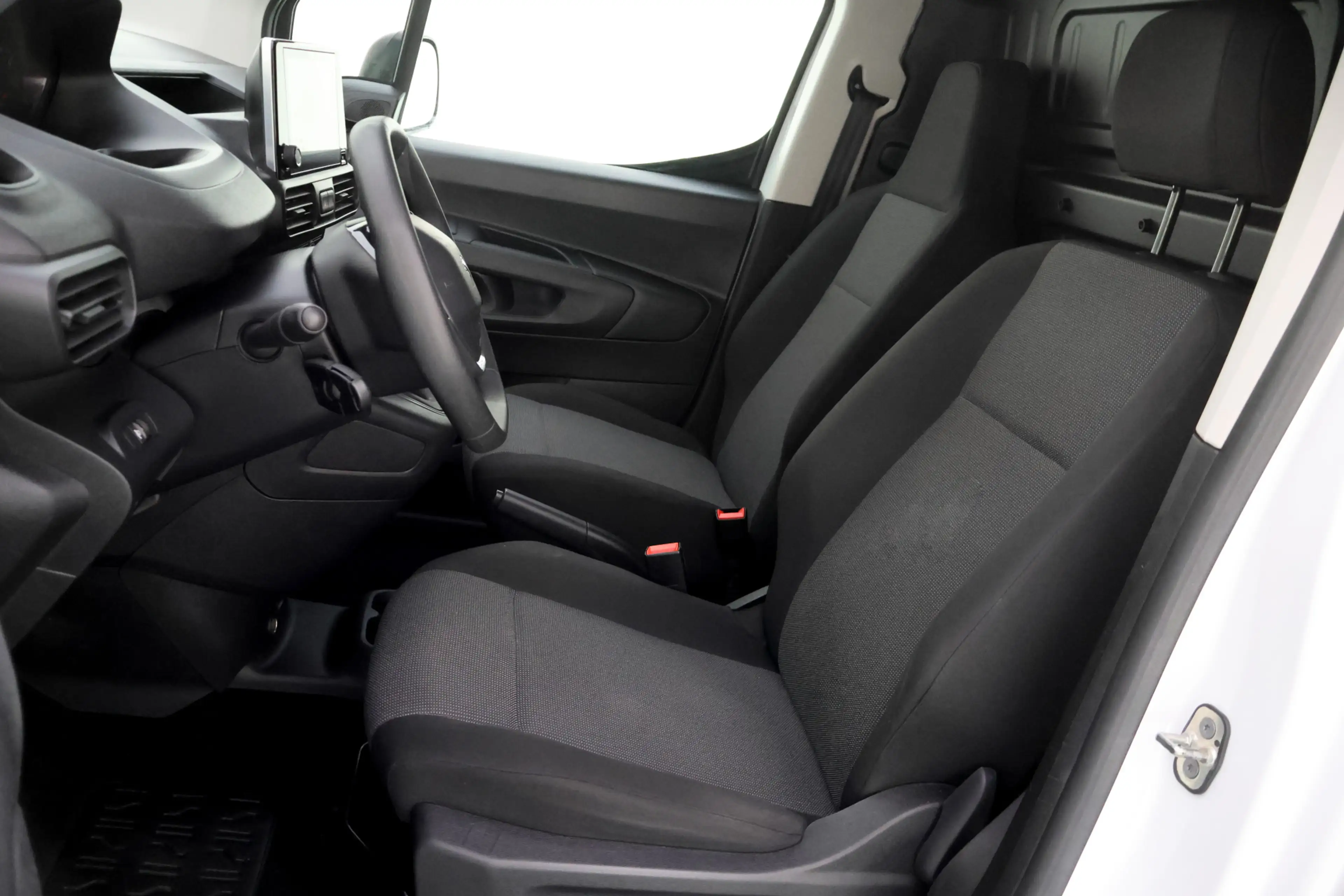 Peugeot Partner 1.2T 110Pk S&S 1e Eig. CARPLAY | NAVI | CAMERA | Z — photo 11