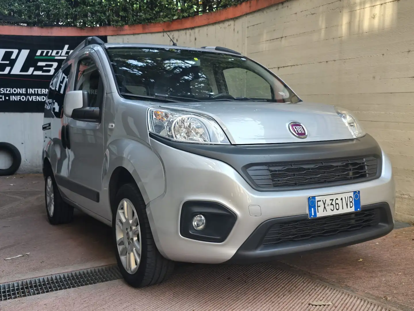 Fiat Qubo Qubo 1.4 8v Lounge 77cv my19 Argento - 2