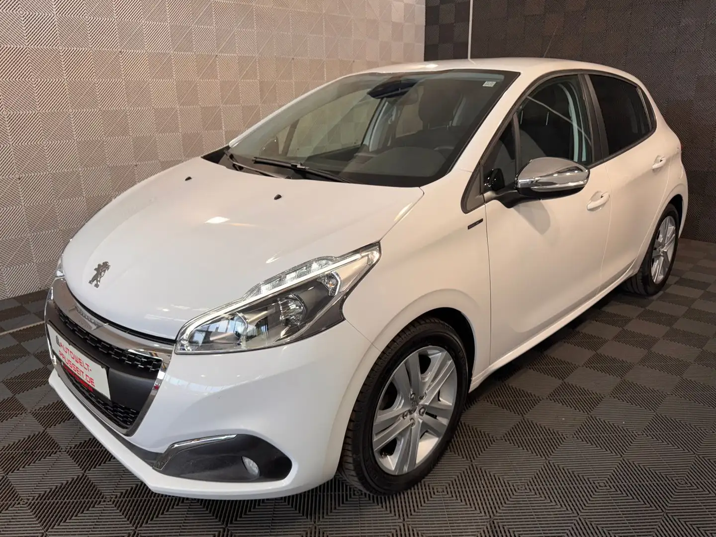 Peugeot 208 *SIGNATURE*PANO-TEMPO-LED-PDC.H-KLIMA-TOUCH Weiß - 2