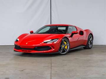 FULL PPF|FREE FERRARI SERVICE UNTIL 2029|FRONT LIFT|CARBON STEERING WHEEL|CARBON DETAILS|CAMERA|ELECTRIC-SEATS|LA|
