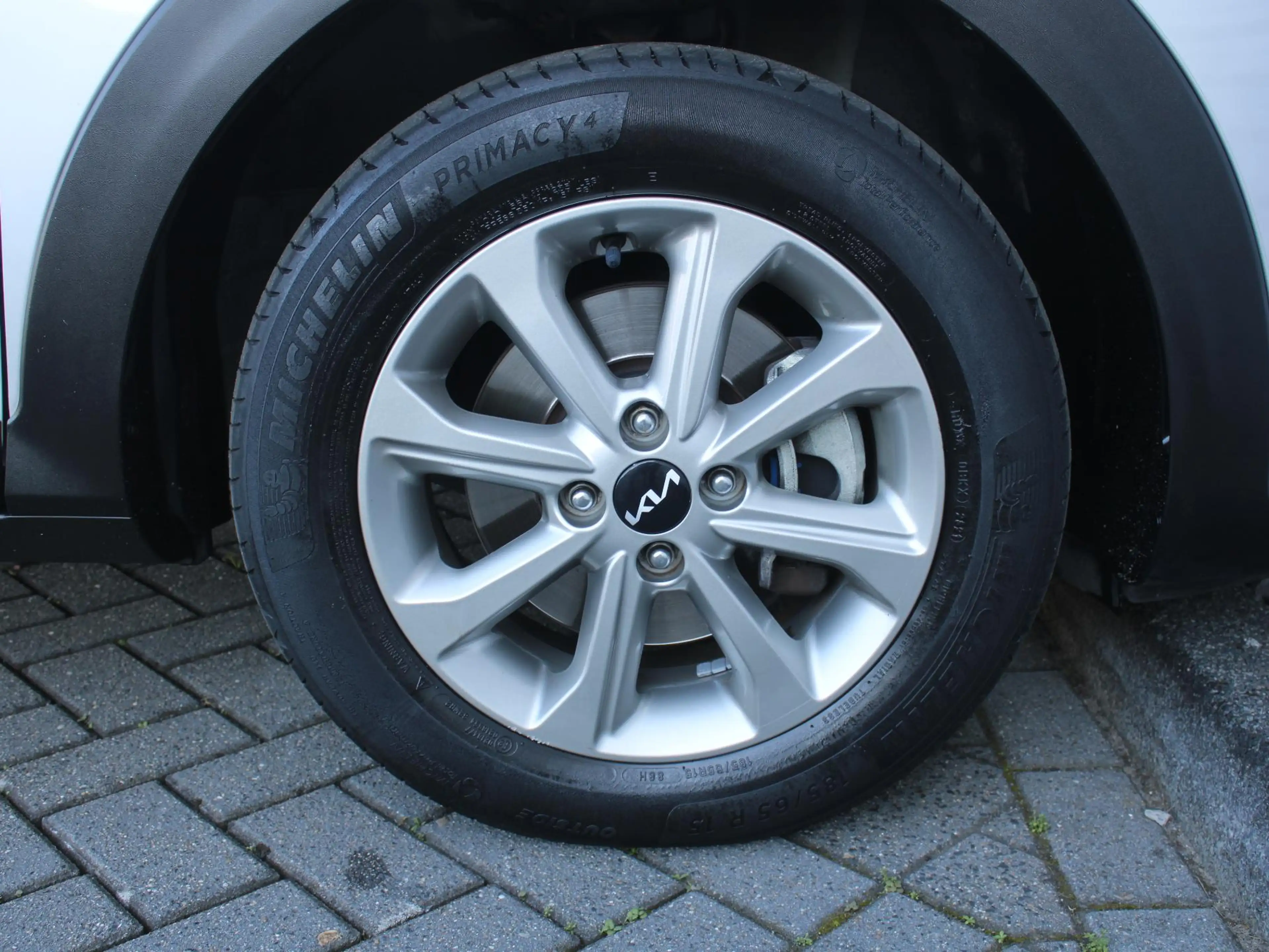 Kia Stonic 1.0 T-GDi MHEV DynamicLine | Navi | Airco | Cruise — photo 27