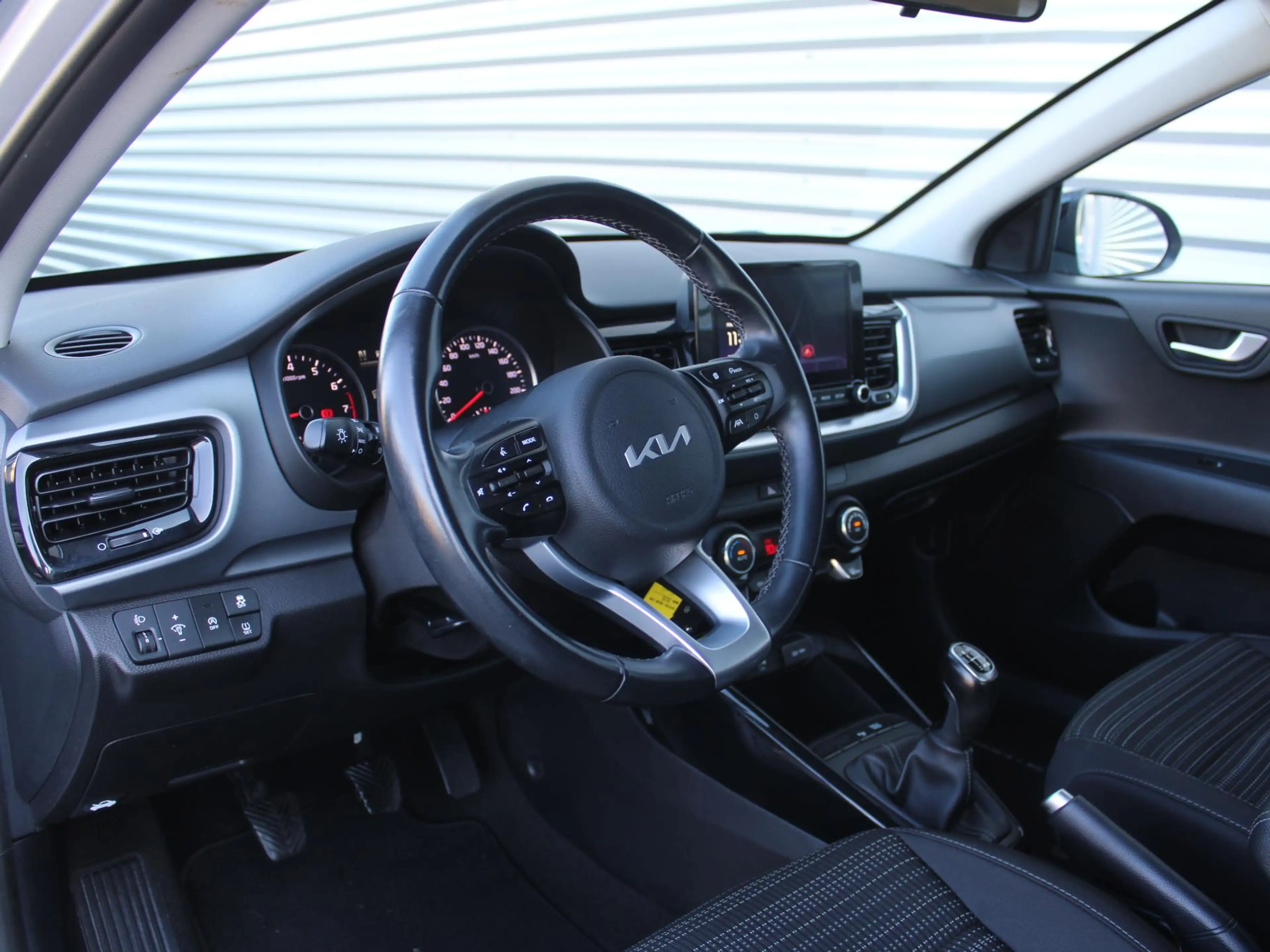 Kia Stonic 1.0 T-GDi MHEV DynamicLine | Navi | Airco | Cruise — photo 21