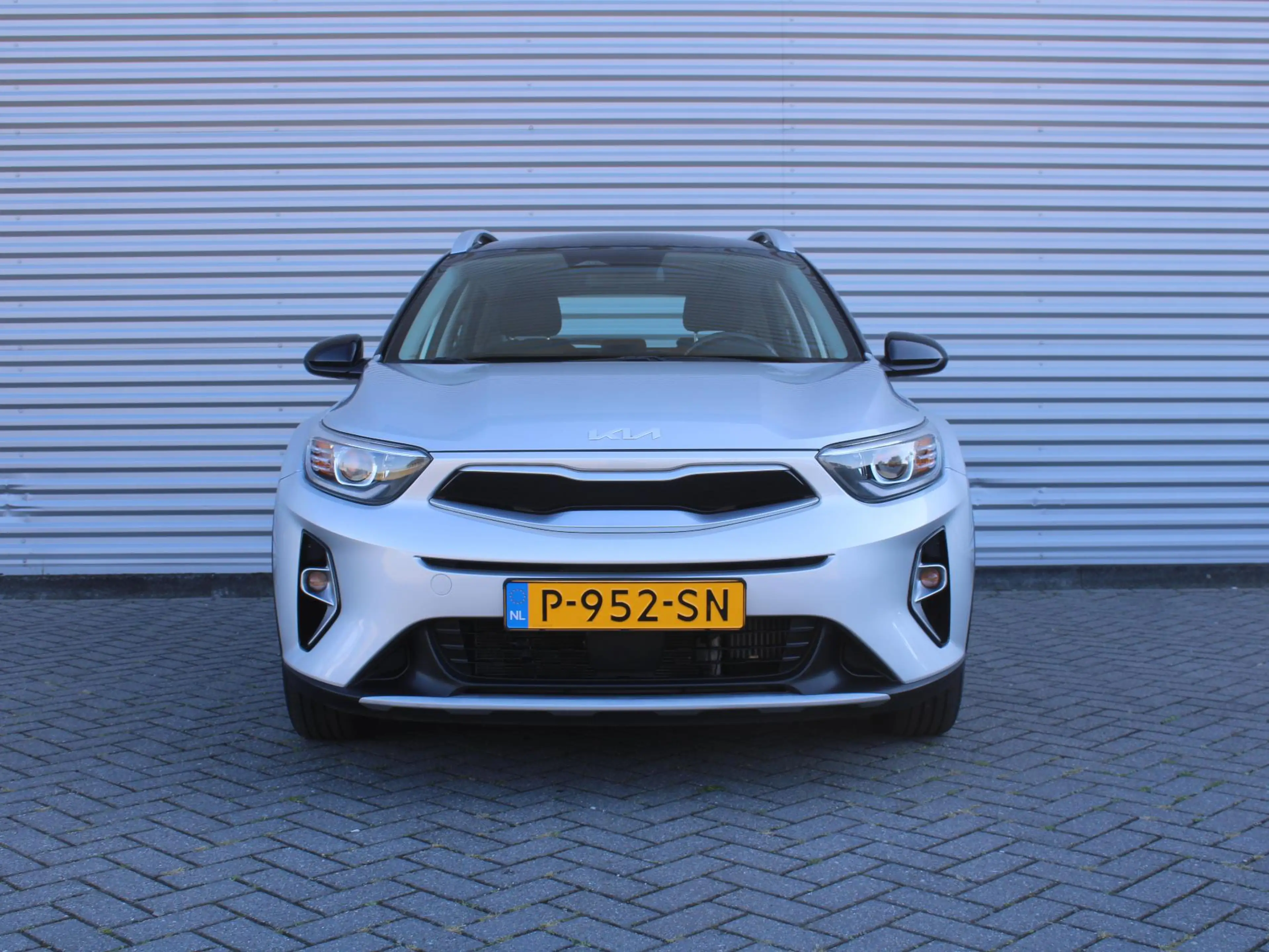 Kia Stonic 1.0 T-GDi MHEV DynamicLine | Navi | Airco | Cruise — photo 2