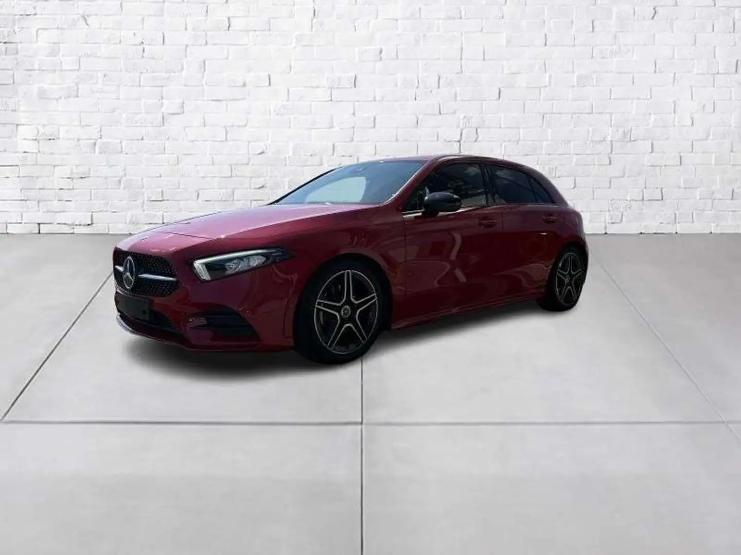 Mercedes-Benz A 180 AMG Rouge - 1