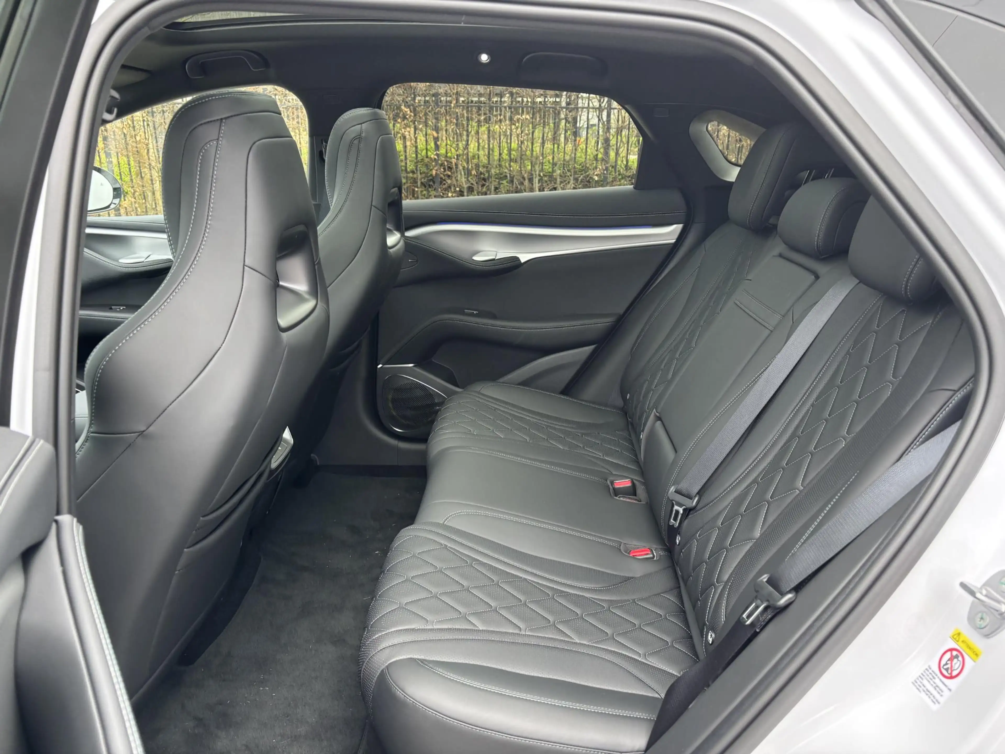 BYD Sealion 7 Design AWD 82.5 kWh | Full Options | — photo 8