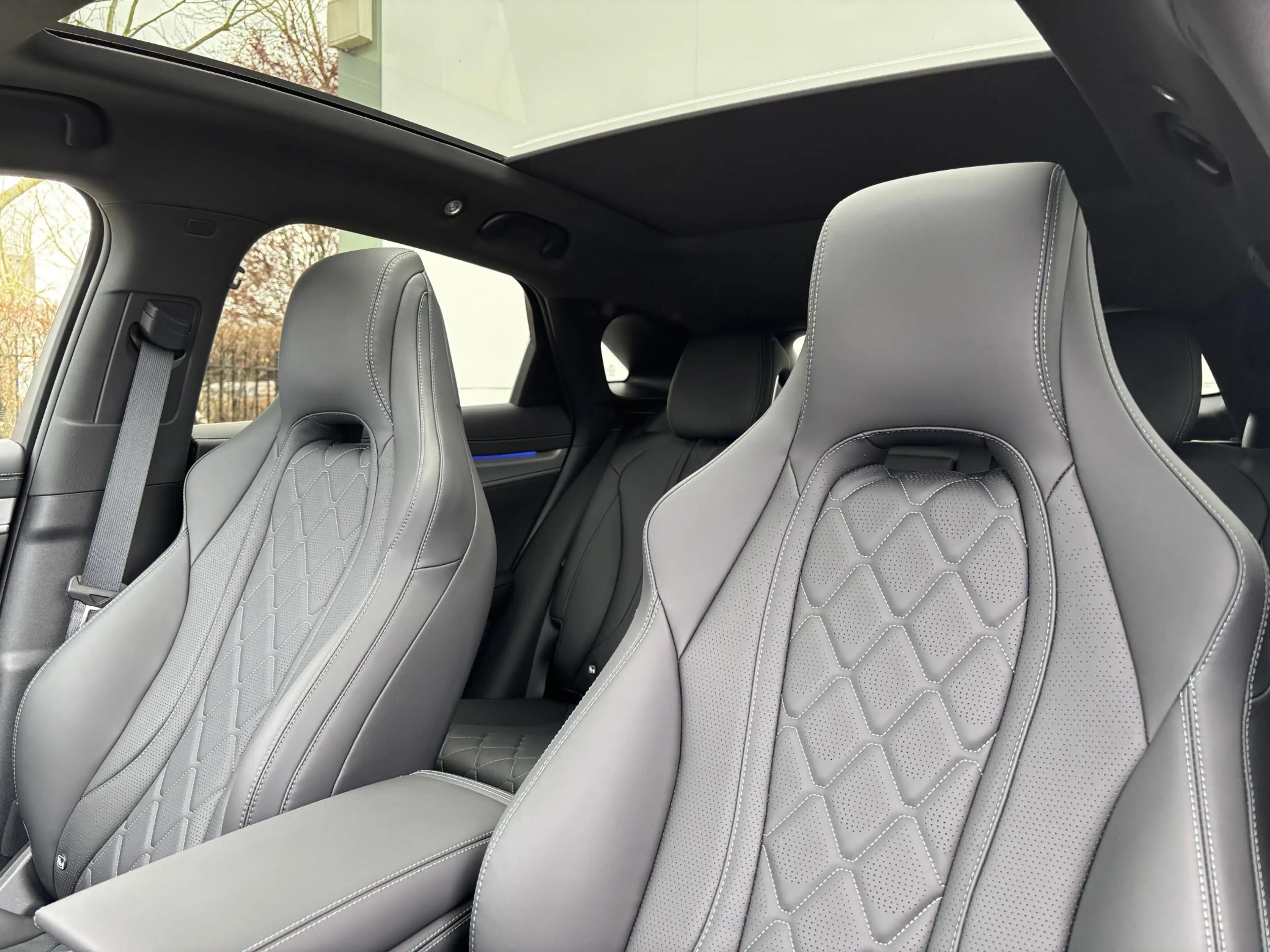 BYD Sealion 7 Design AWD 82.5 kWh | Full Options | — photo 7