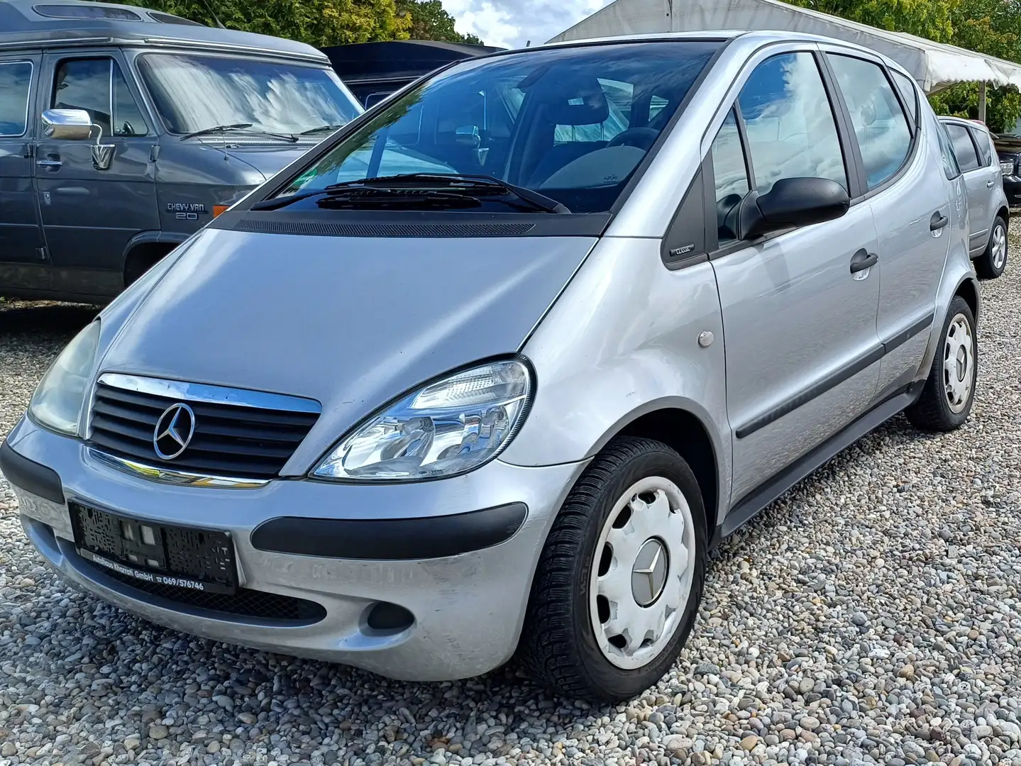 Mercedes-Benz A 140 Classic srebrna - 1