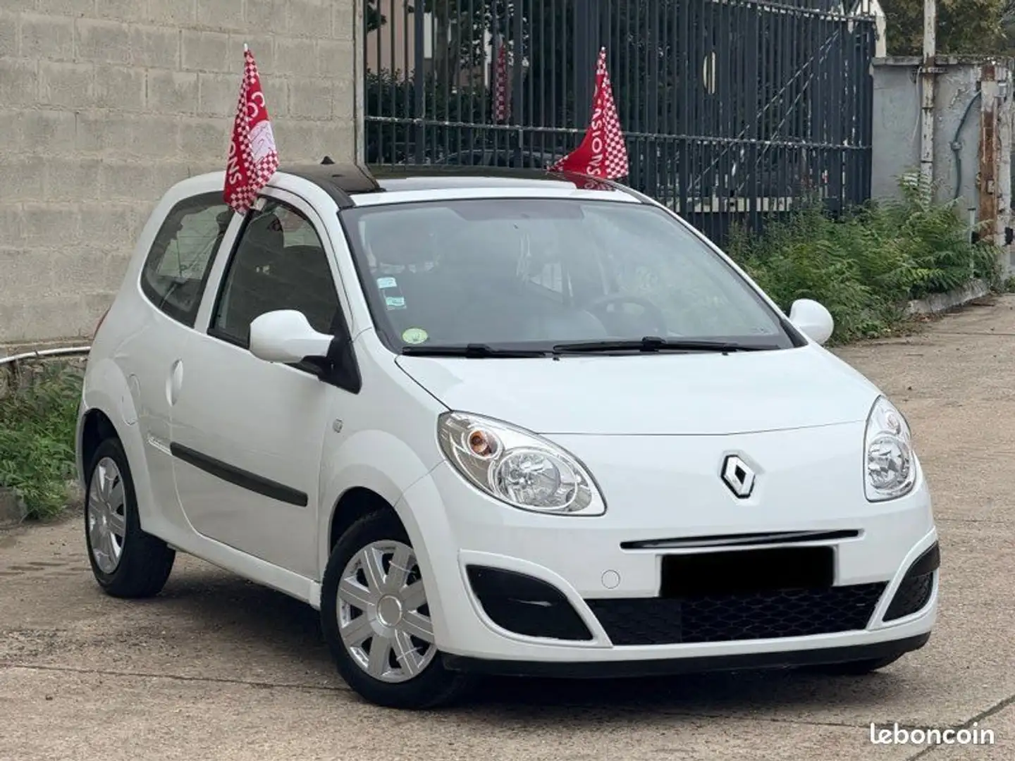 Renault Twingo 1.2i Quickshift 75CV Boîte automatique Année 11-2009 77.000KM Certifiée Garantie 3 MOIS Weiß - 2