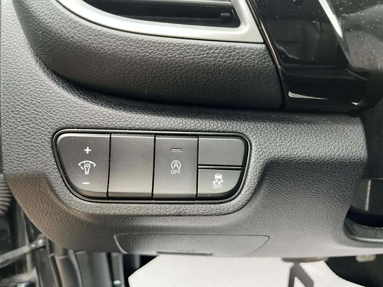 Kia Seltos снимка Kia Seltos