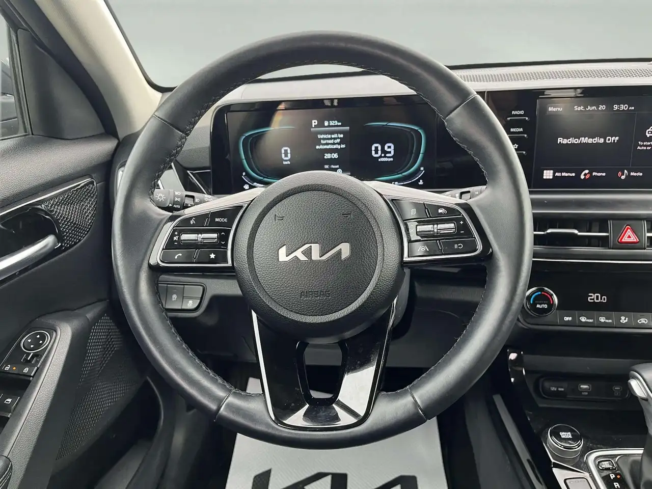Kia Seltos снимка Kia Seltos