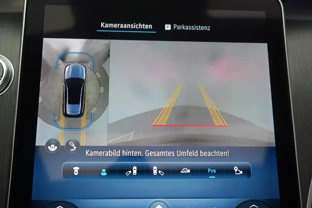 Mercedes-Benz C-Class view 15