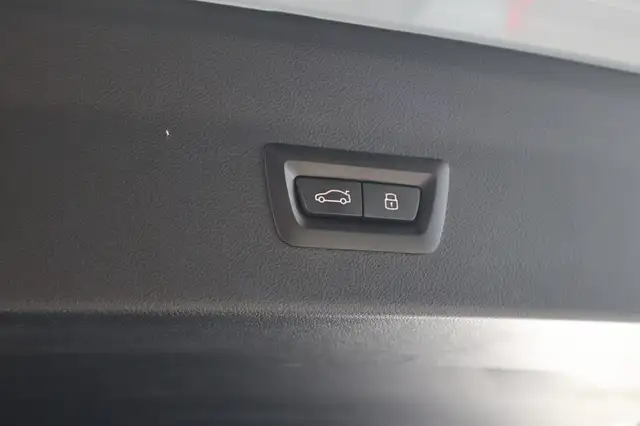BMW X4 view 27