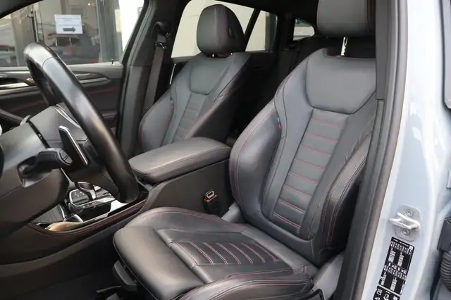 BMW X4 view 21