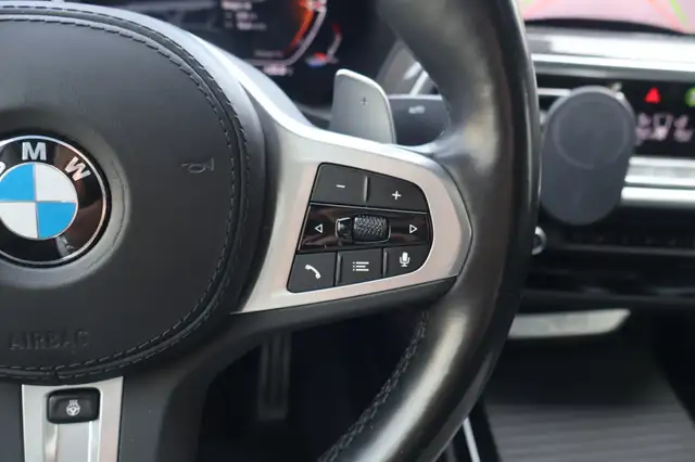 BMW X4 view 15