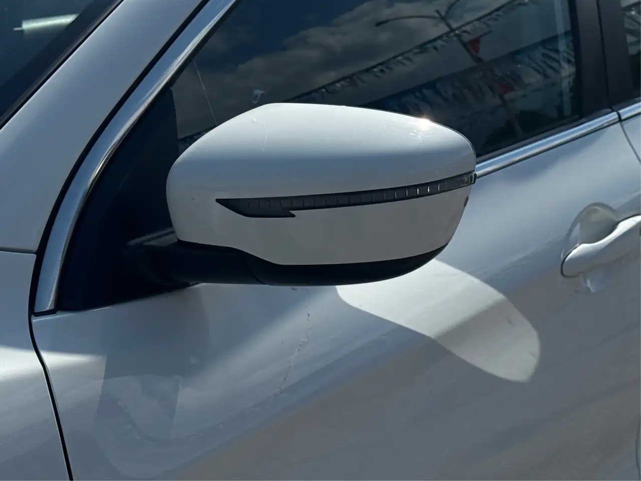 Nissan Qashqai снимка Nissan Qashqai