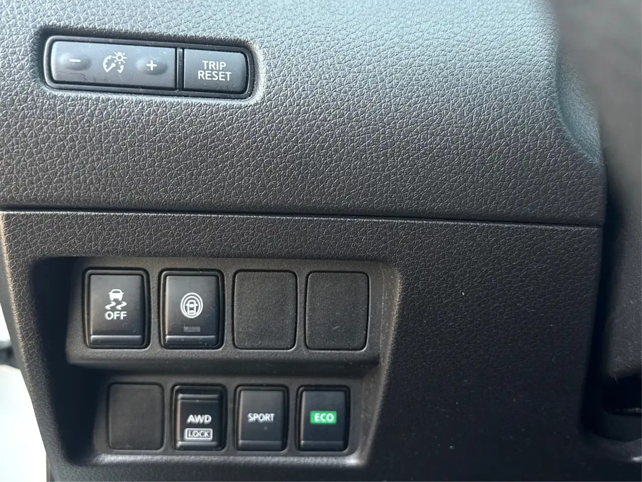 Nissan Qashqai снимка Nissan Qashqai