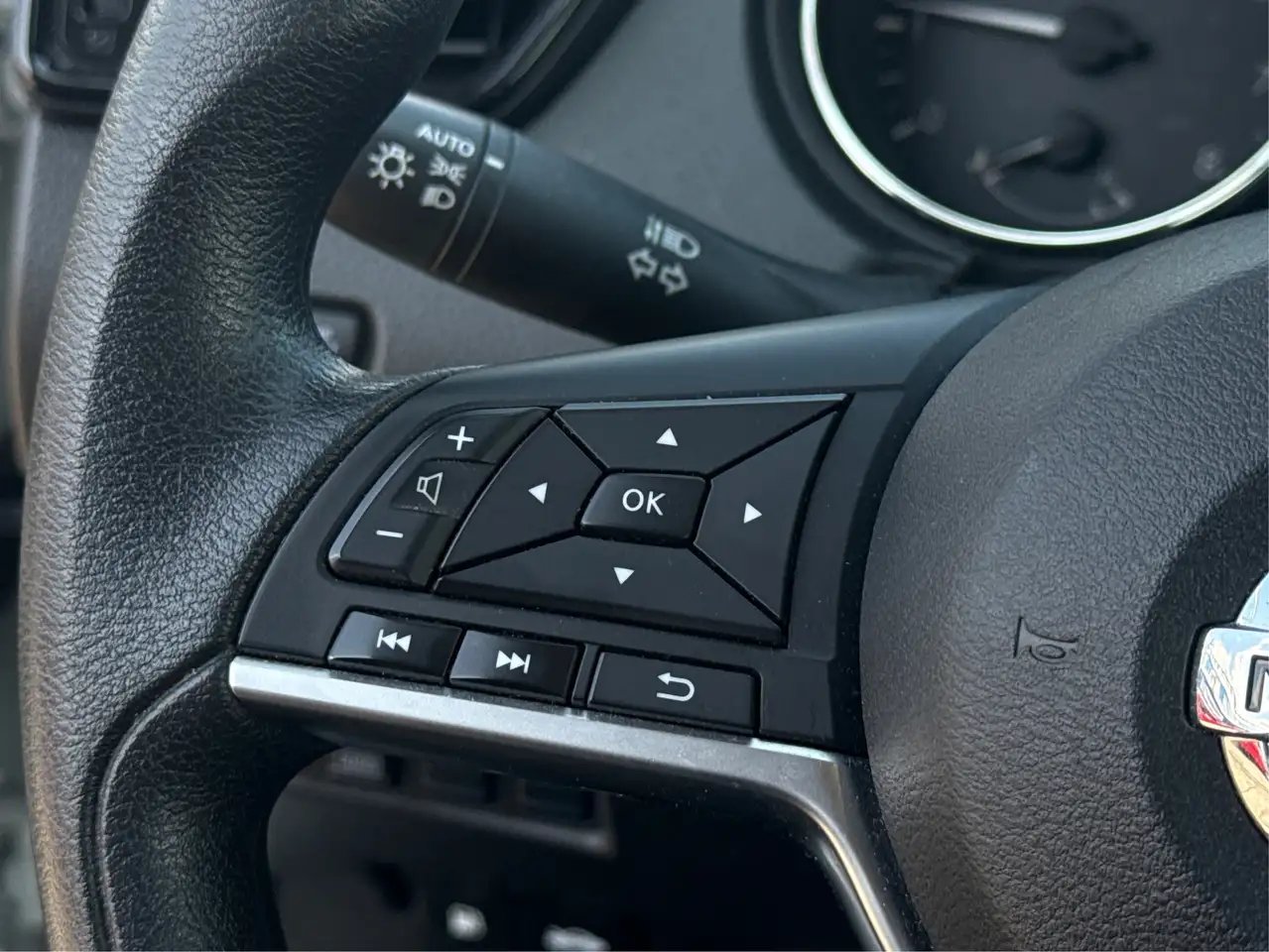 Nissan Qashqai снимка Nissan Qashqai