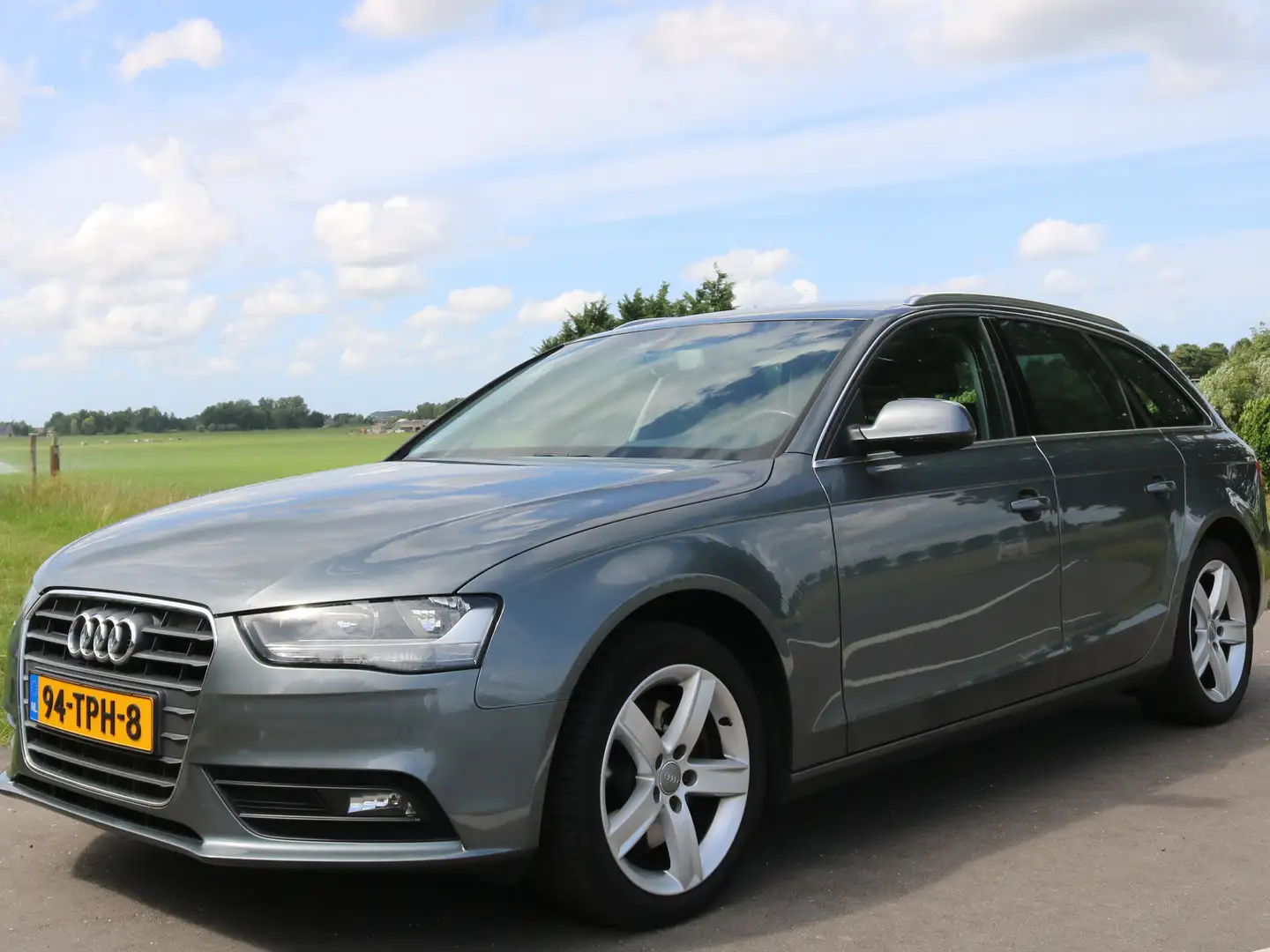 Audi A4 A4 1.8 TFSI Pro L. Bns Grijs - 1
