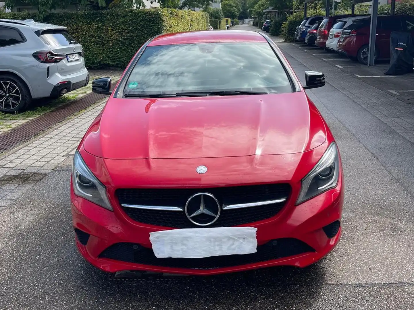 Mercedes-Benz CLA 180 CLA 180 Rot - 2