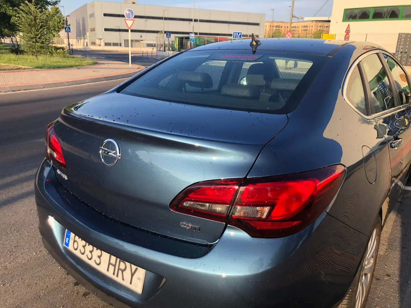 Opel Astra 1.7CDTi S/S Excellence 130 Azul - 2
