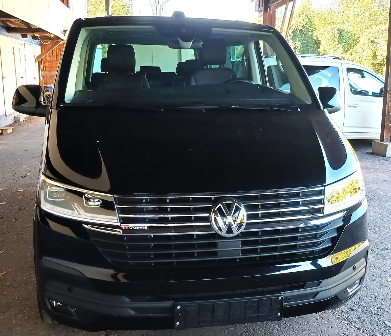 Volkswagen T6 Multivan 2.0 TDI 150 kW 4M DSG Navi,LED,AHK Negro - 2