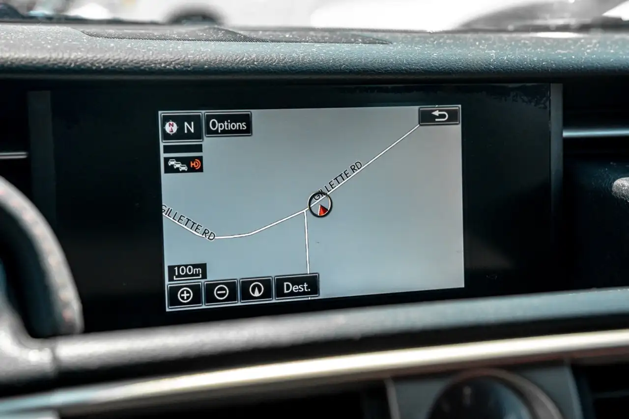 Lexus IS снимка Lexus IS