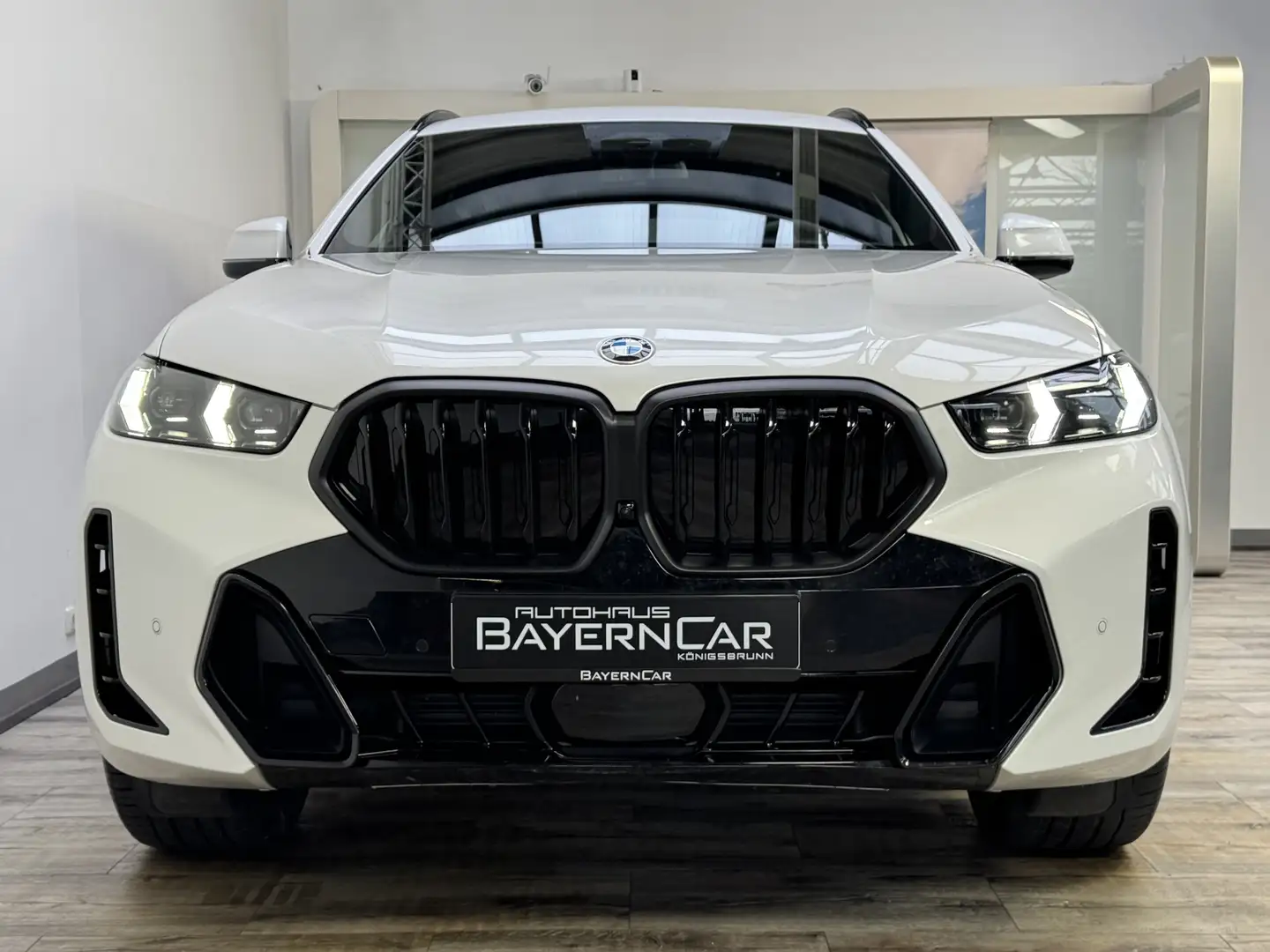 BMW X6 xDrive30d M Sport Pro AHK Pano Sitzlüft. ACC Wit - 2