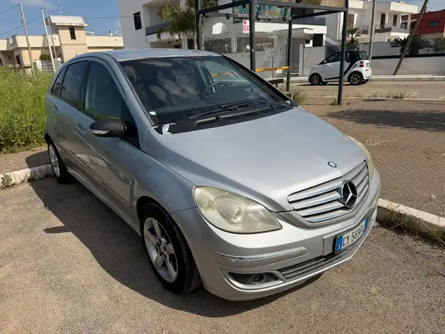 Mercedes-Benz B 180 B 180 cdi