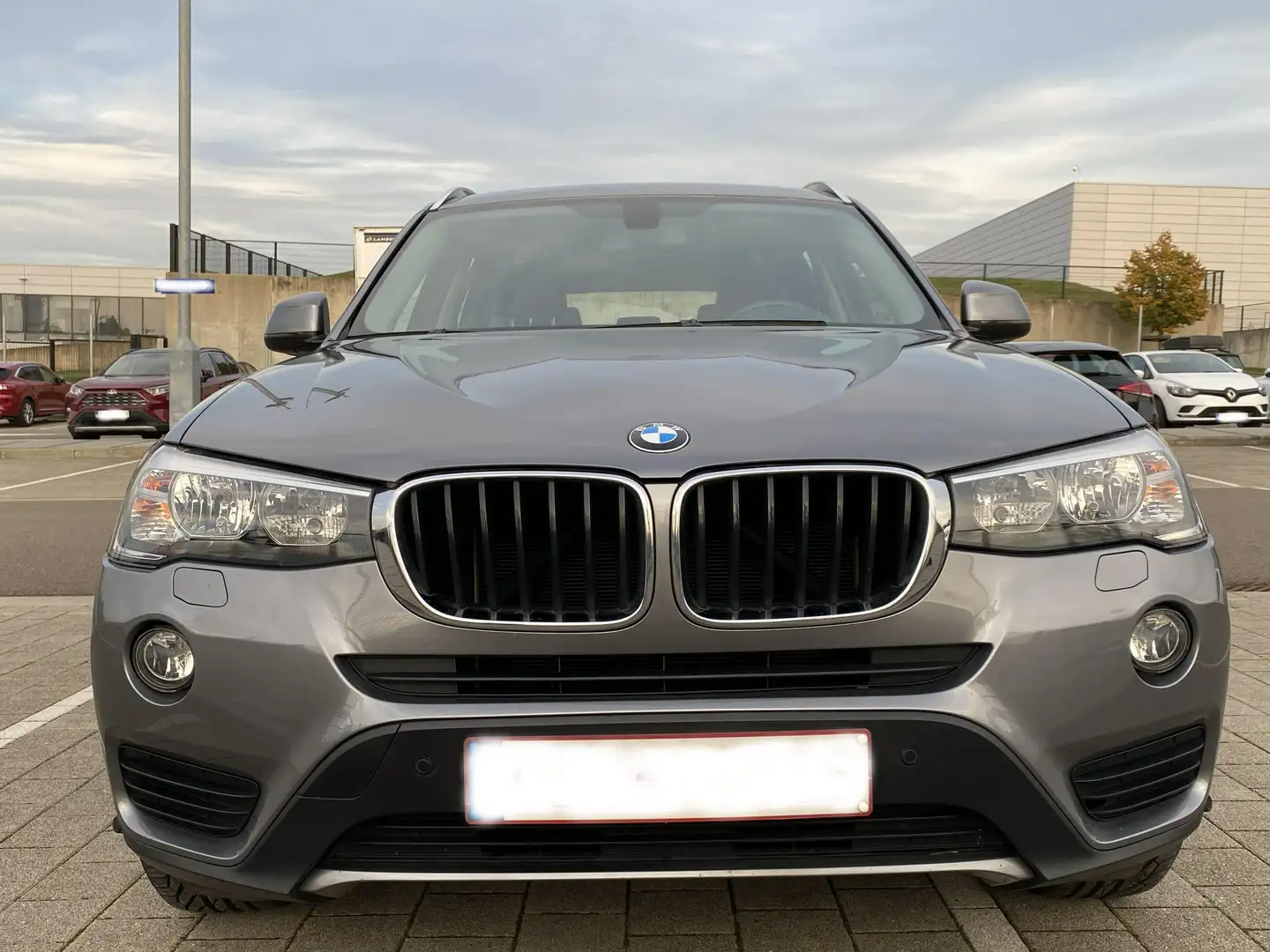 BMW X3 2.0 dA sDrive18 Gris - 1