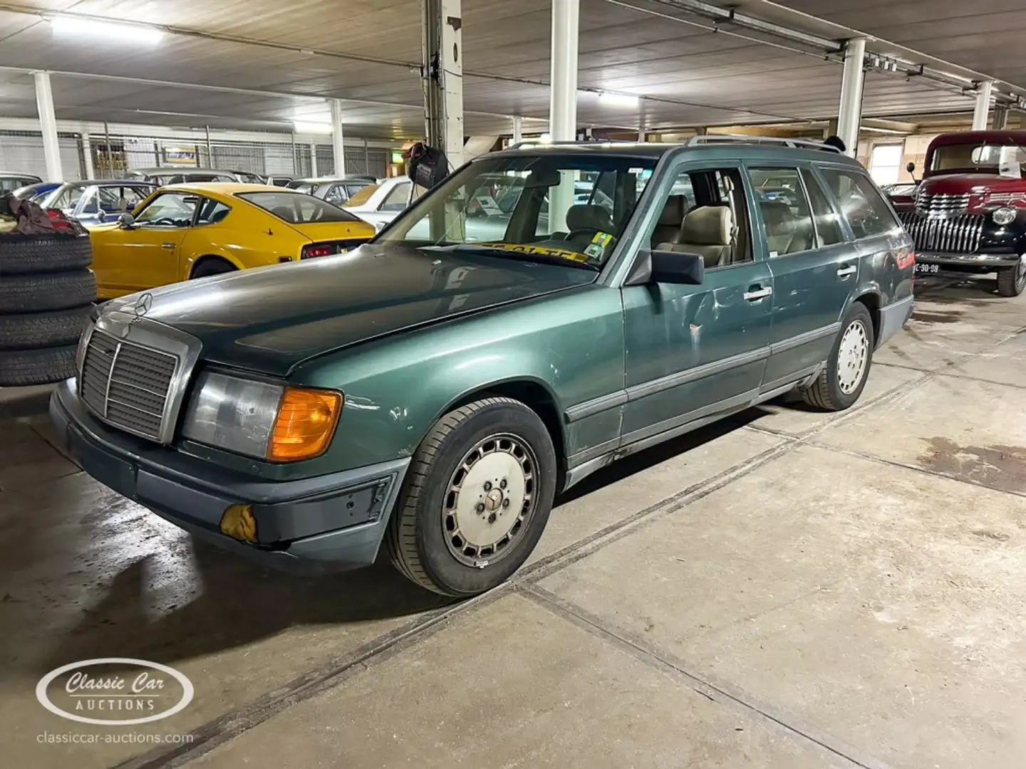 Mercedes-Benz 300 TD T  - ONLINE AUCTION Verde - 1