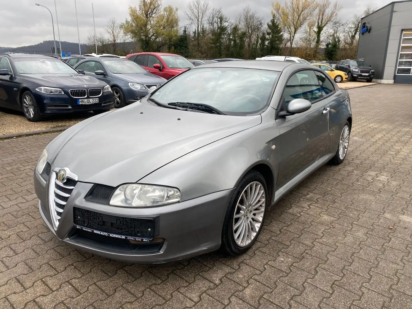 Alfa Romeo GT 2.0 16V JTS Progression Grau - 1