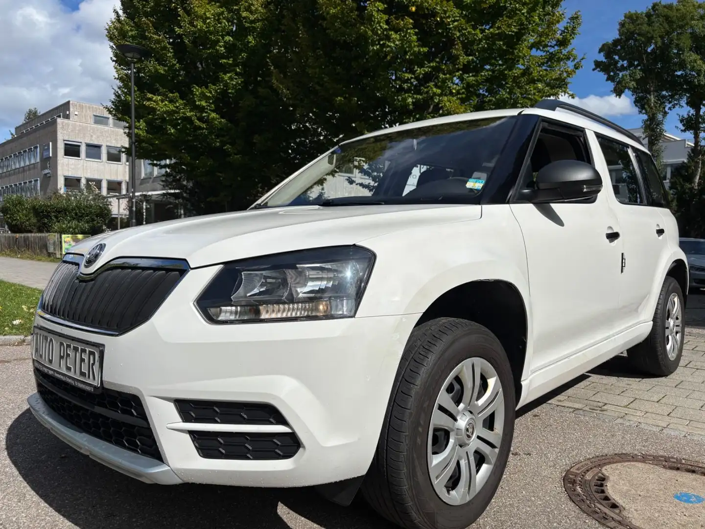 Skoda Yeti Active*KD NEU*TÜV* Weiß - 1