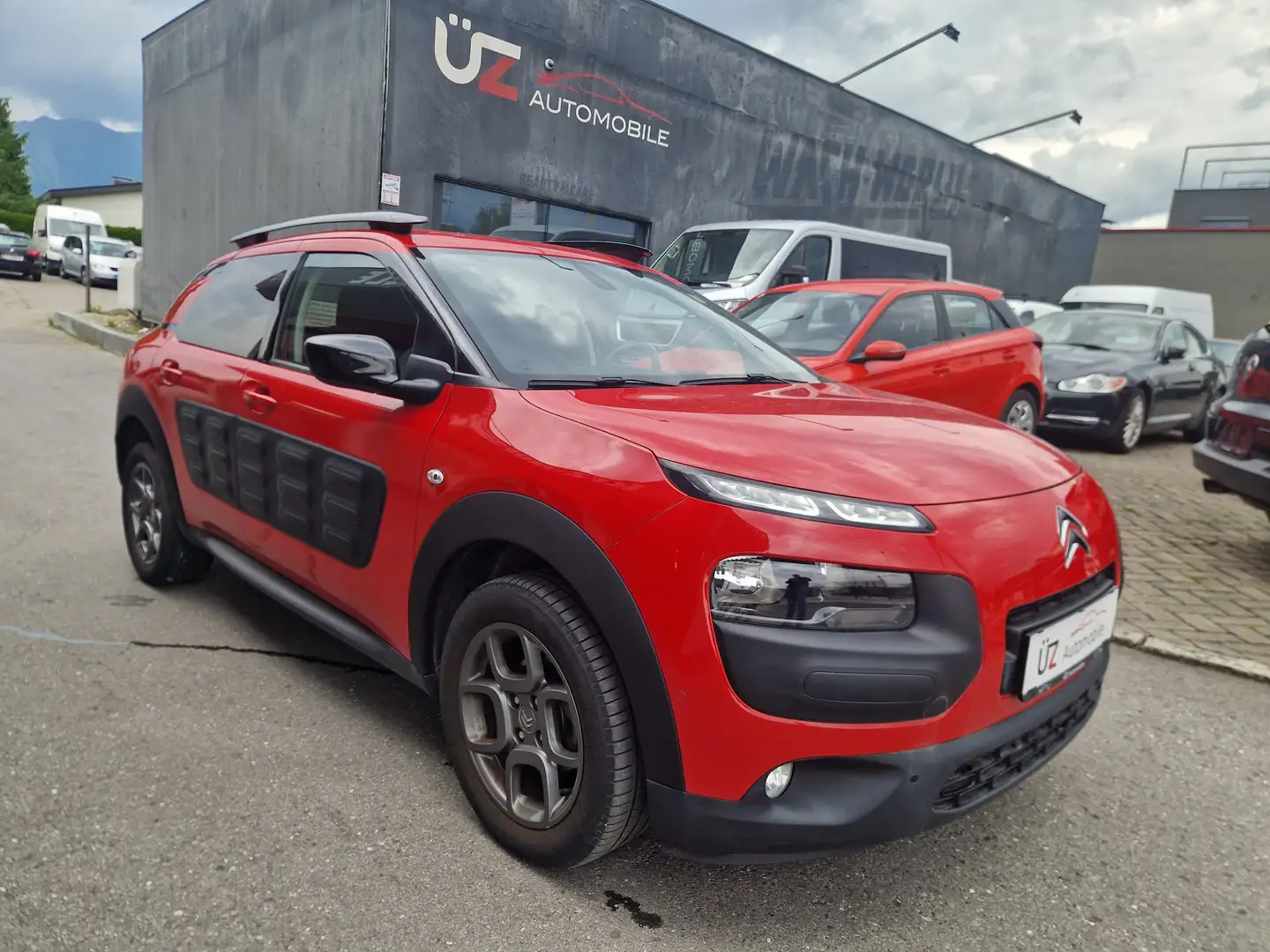 Citroen C4 Cactus *** AUTOMATIK *** NAVI *** Shine Rot - 1