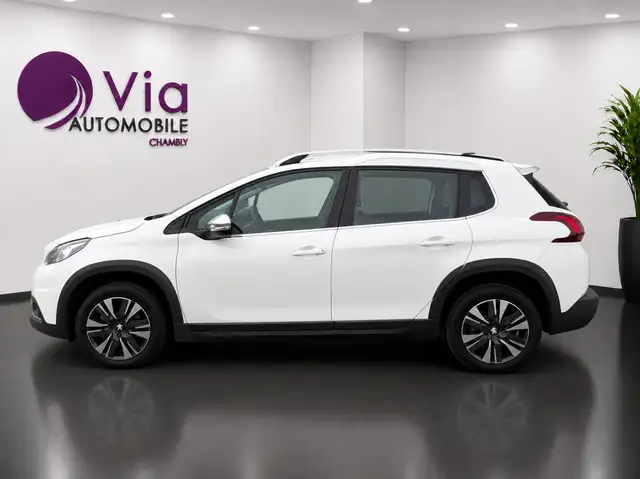 Peugeot 2008 view 8